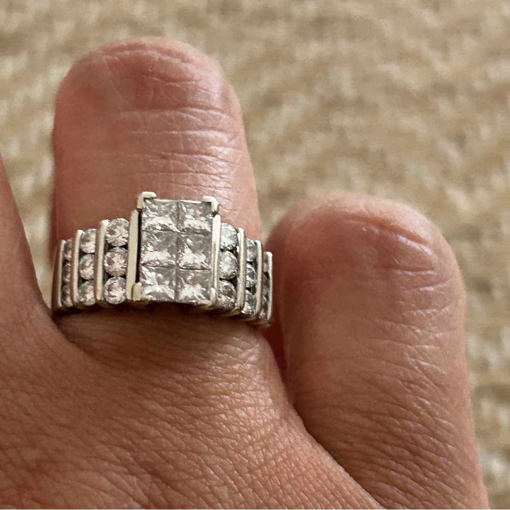 2 Carat Diamond Engagement Ring